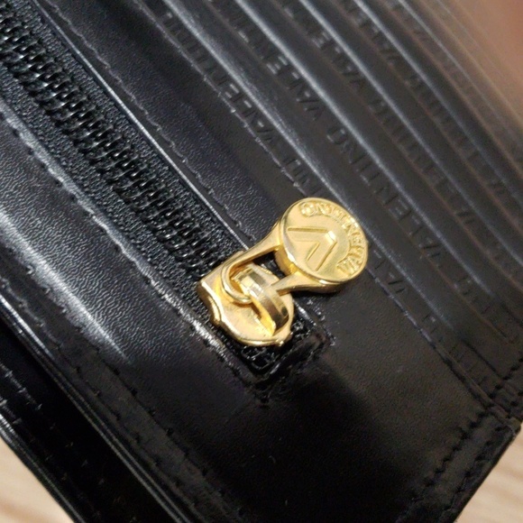 Authentic Mario Valentino Black Leather Printed Clutch Bag Vintage 10.25x7"-inch - Picture 8 of 16